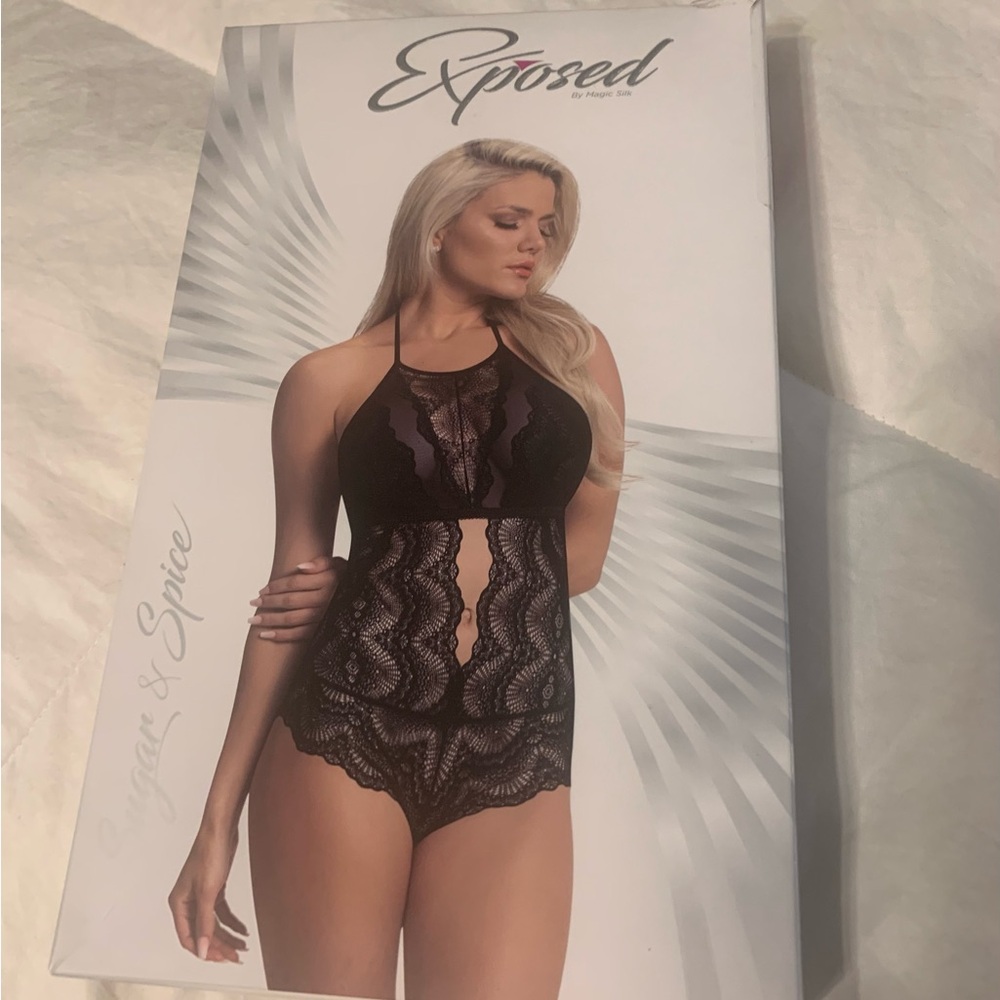 NWT Exposed Black Lace Bodysuit Size L/XL